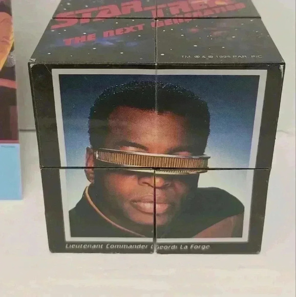 Vintage 1991 Star Trek The  Next Generation Book Plates & 1995 Puzzle Cube - Picture 3 of 8